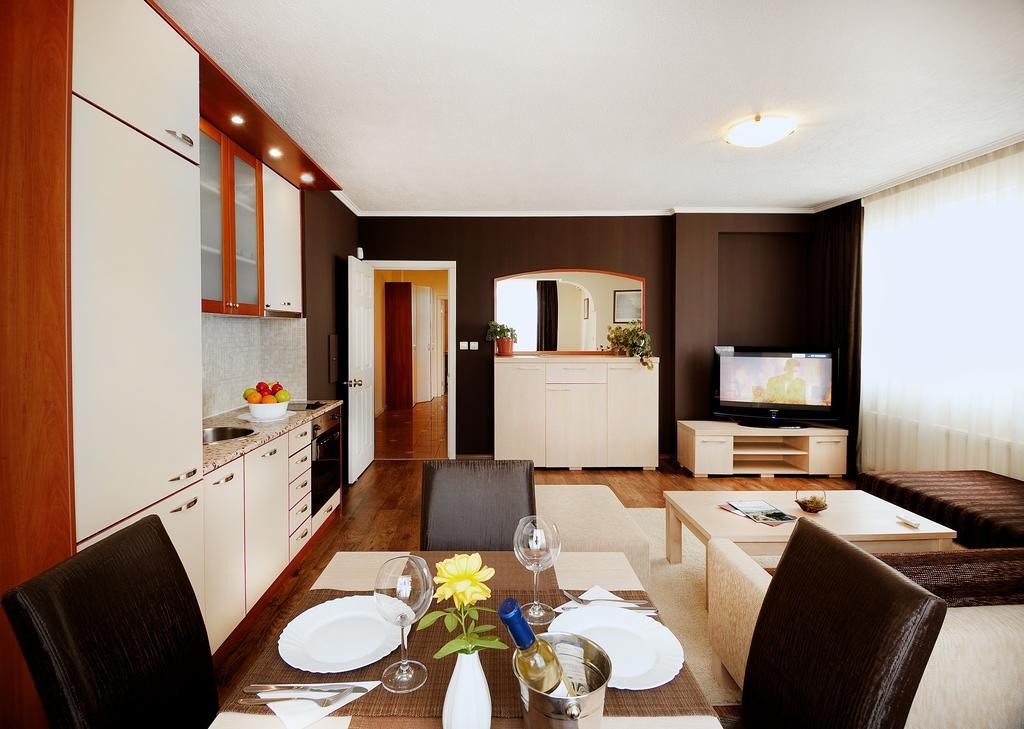 Apartments Carrera Sofía Habitación foto